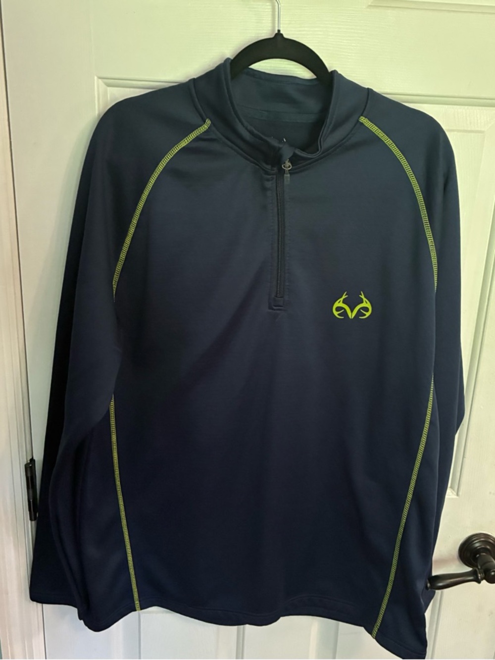 Realtree by Mountainaire Men's Navy Blue 1/4 Zip Pullover Performance Shirt
